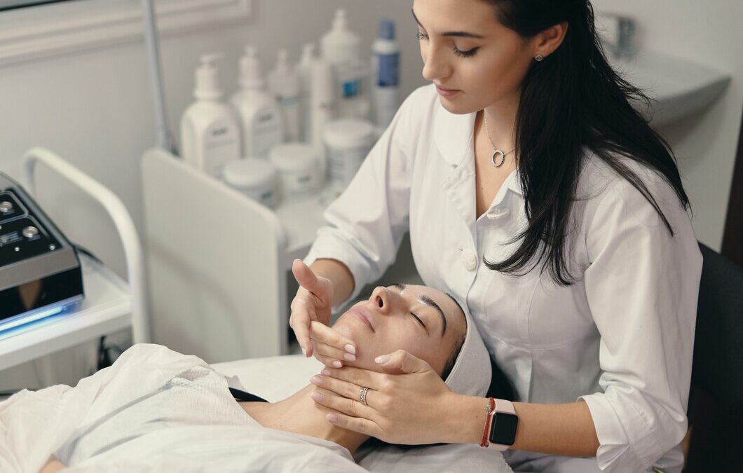 Botox vs Xeomin vs Dysport: How to Choose the Right Neurotoxin for Your Goals
