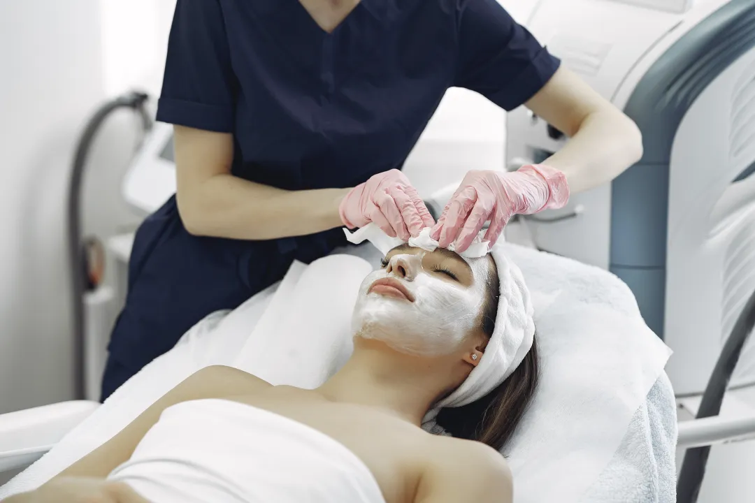 woman-cosmetology-studio-procedures (1) skin whitening treatment near me